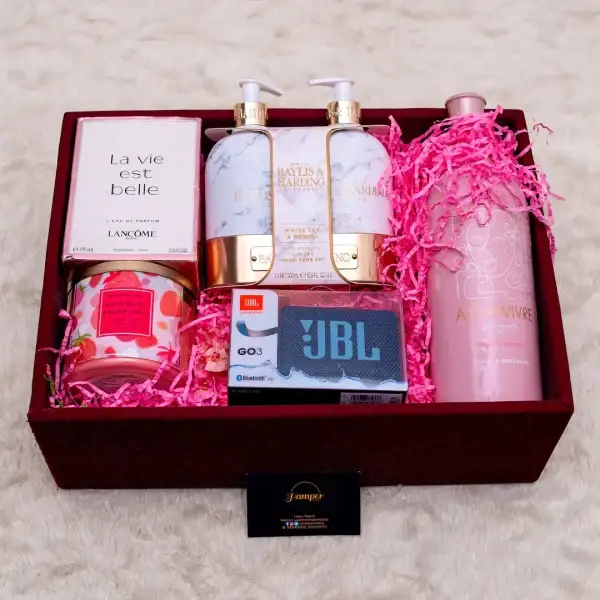 Valentine's Day Star Box Gift Hamper